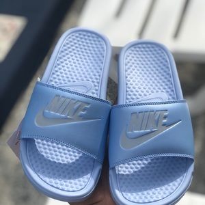 baby blue nike slides